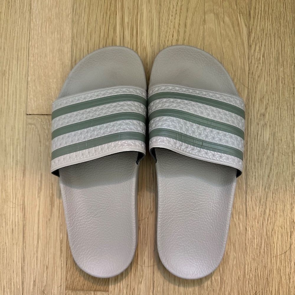 Lilac/Light Gray Slides - Picture 4 of 5